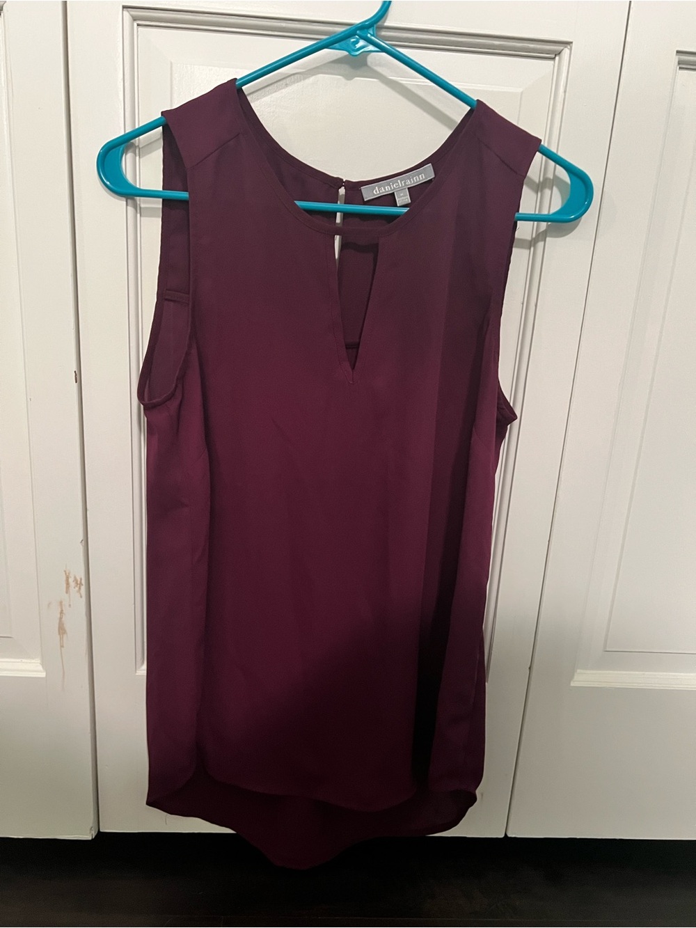 Daniel Rainn Sleeveless Keyhole Tank Top - Plum